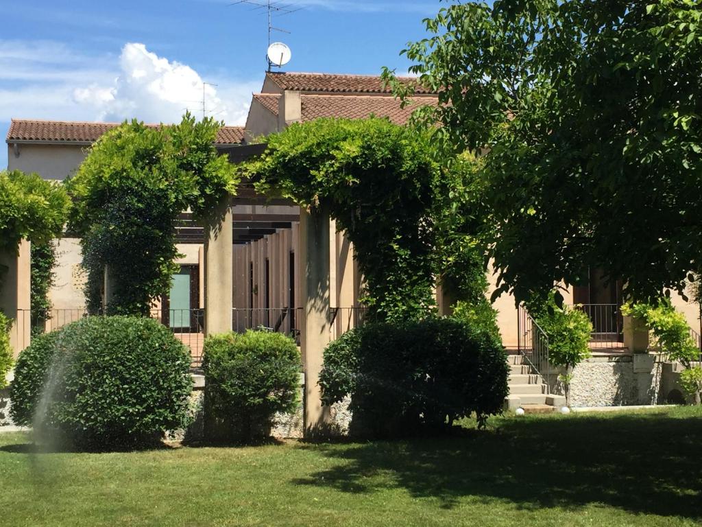 Ca' Bert Villa dei Glicini B&B - 1
