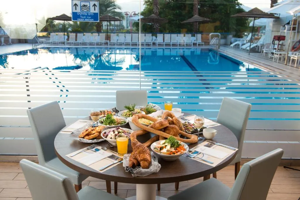 Hotel Astral Nirvana Club- Half Board, hotel in Eilat