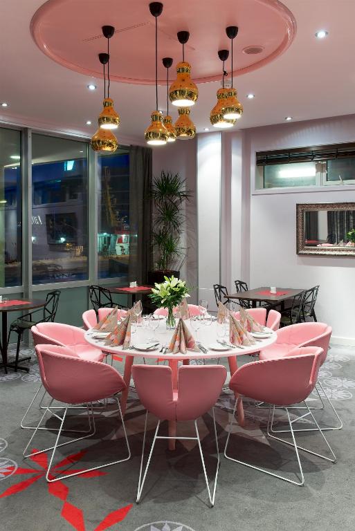 Clarion Collection Hotel Aurora Photo 26