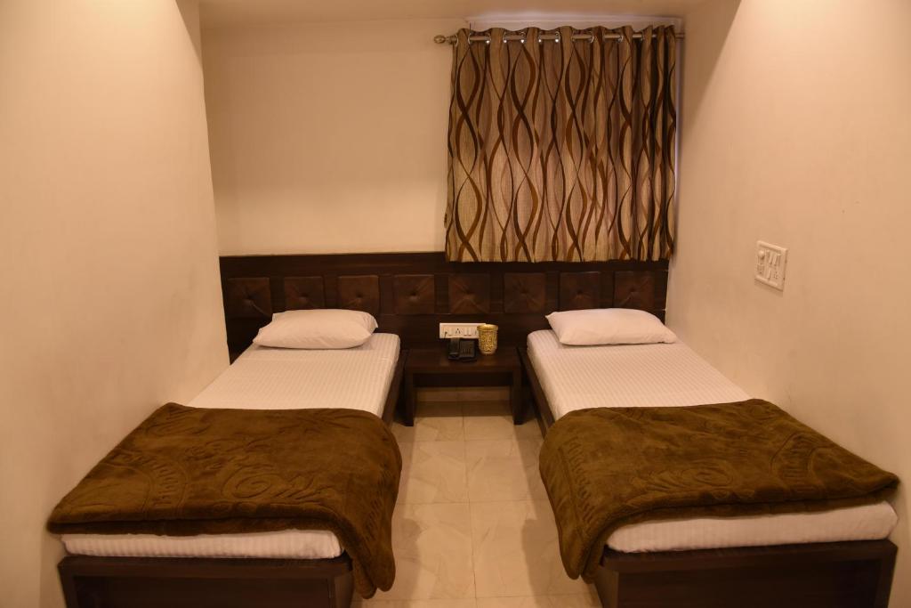 Hotel Alankar photo