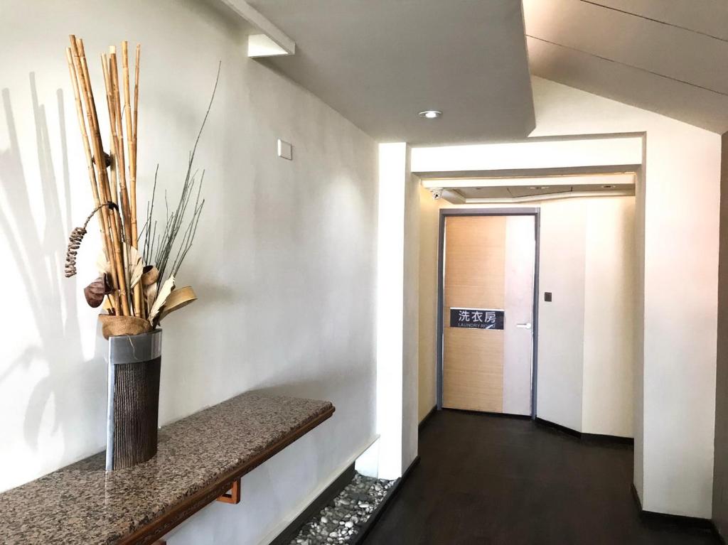 新苑名流都會館 (Shin Yuan Celeb Metro Hotel)