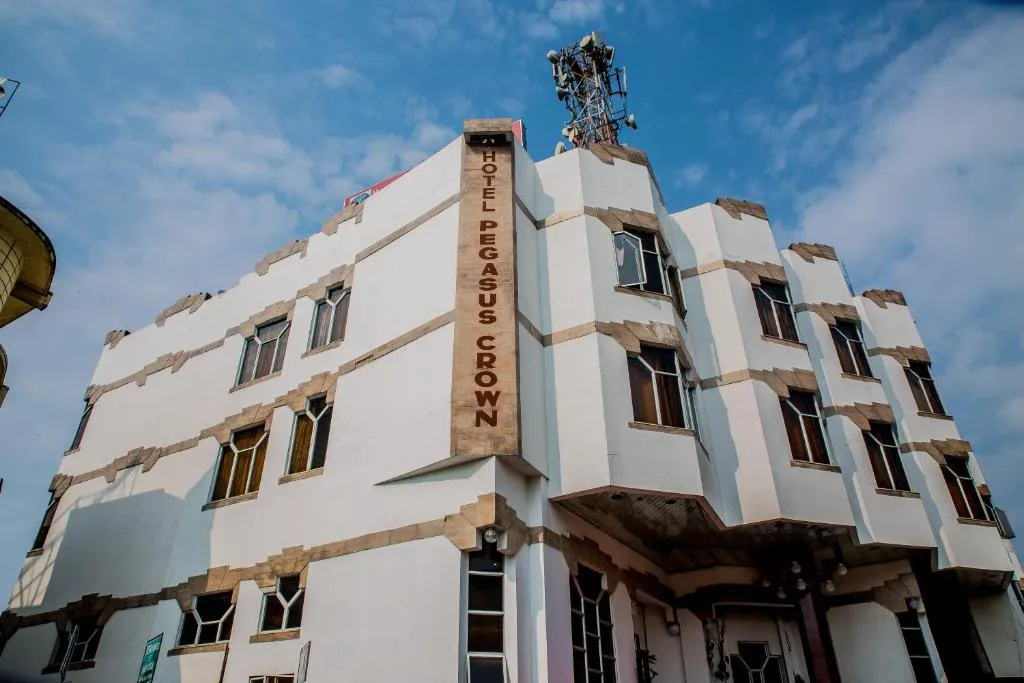 Hotel Pegasus Crown, hotel in Shillong