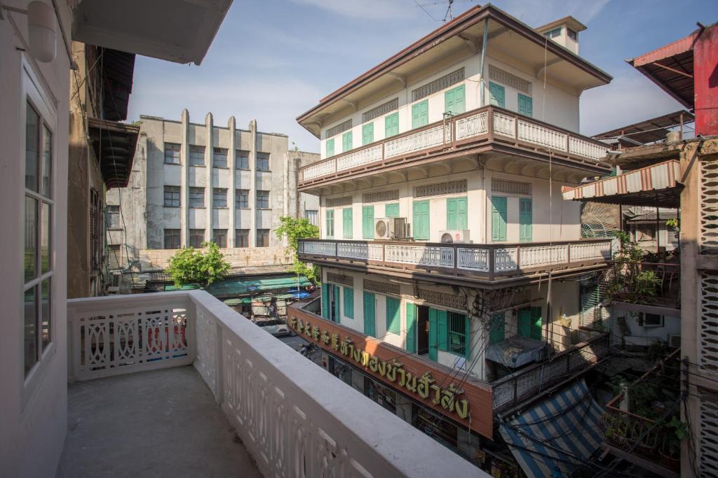 诺恩亚奥瓦拉特酒店 (Nornyaowarat Hotel)