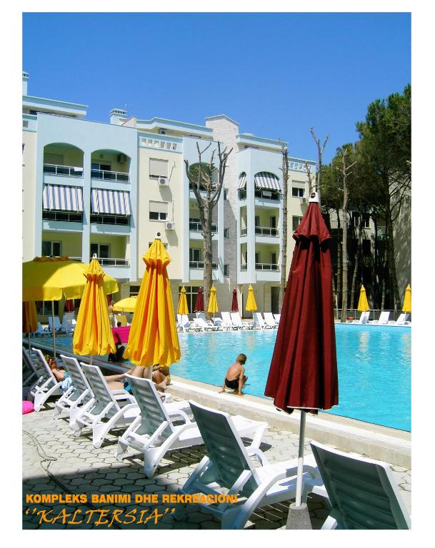 Arbi's Pool View Apartment photo