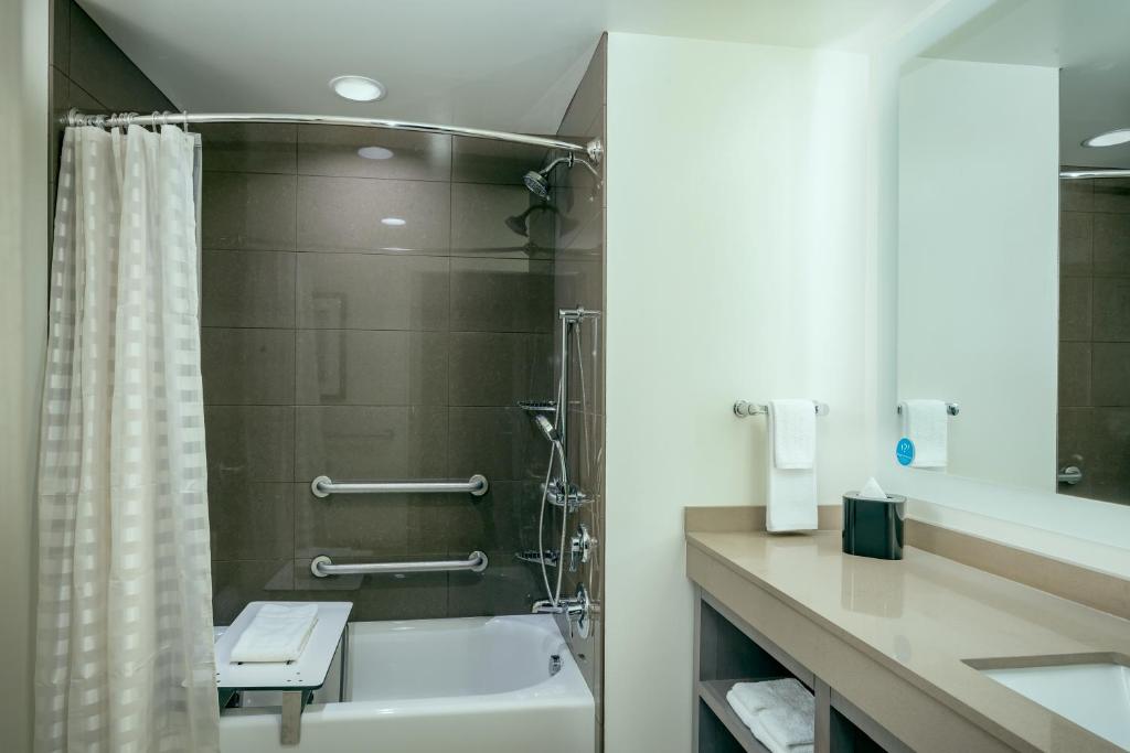 Hyatt House Anchorage photo