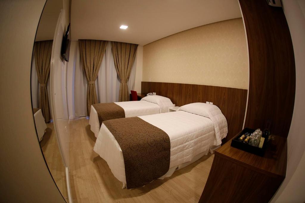 Holiday & Business Hotel - Em frente ao Centro de Eventos e Arena Conda photo