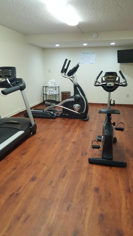Ramada by Wyndham Pikesville/Baltimore North photo