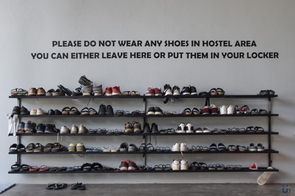 フロント・ロビー