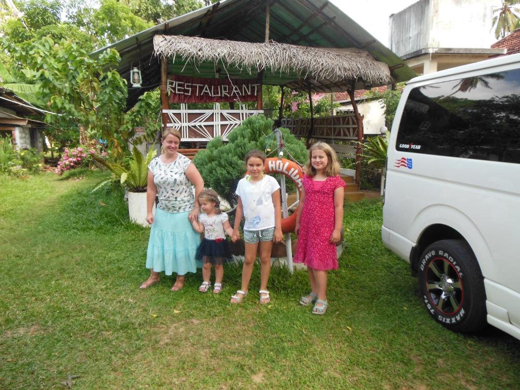 Natural Holiday Inn — Hotel in Tangalle