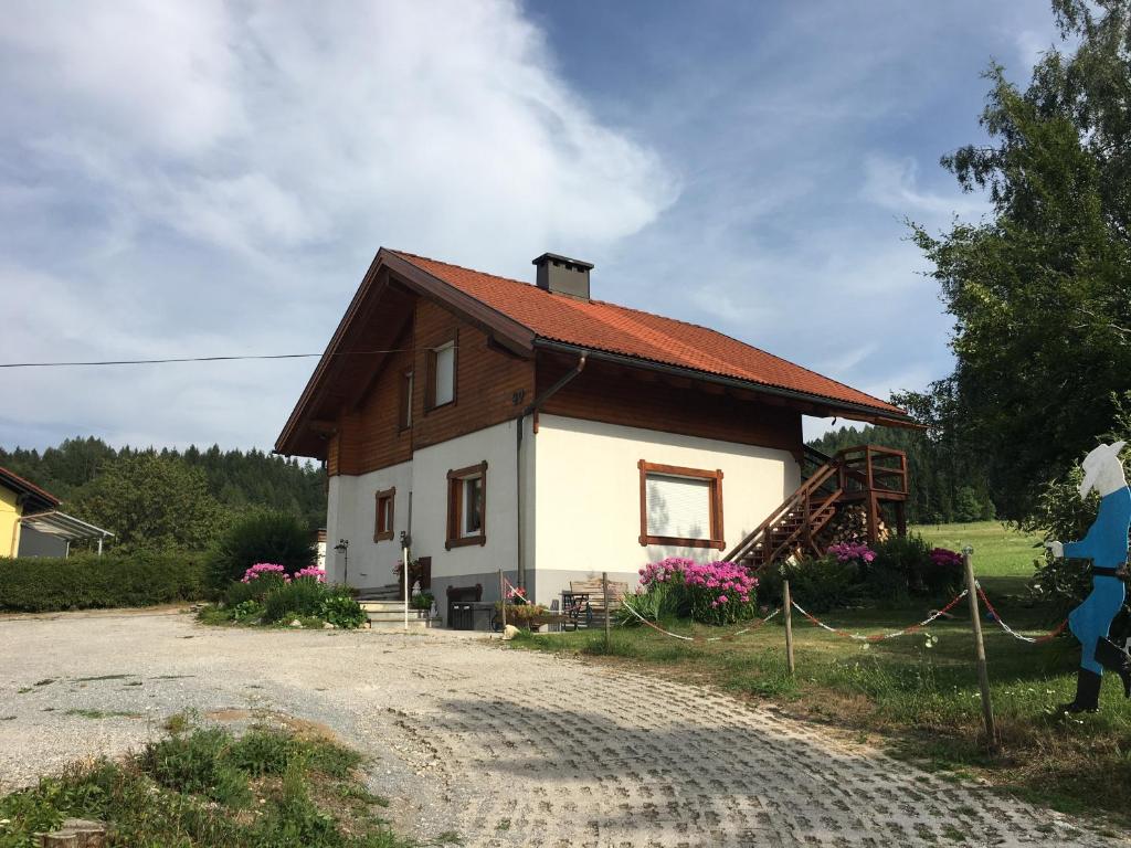 Apartment in St. Jakob im Rosental - 3