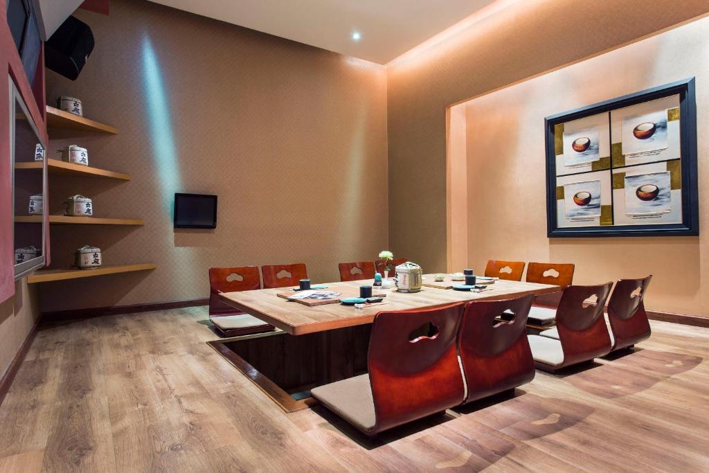 1. 포츄나 호텔 하..