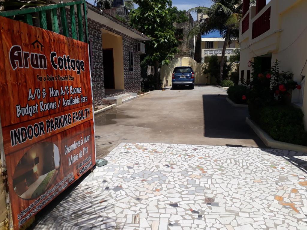 Entrance, Arun Cottages in Mamallapuram