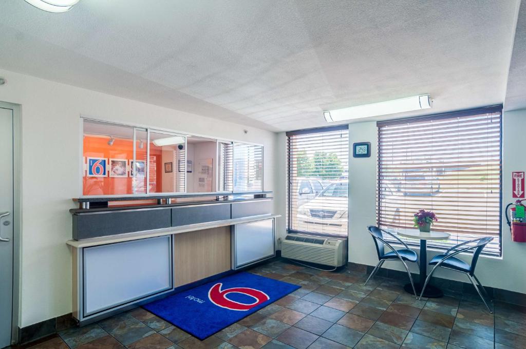 Motel 6-Oklahoma City, OK - South photo