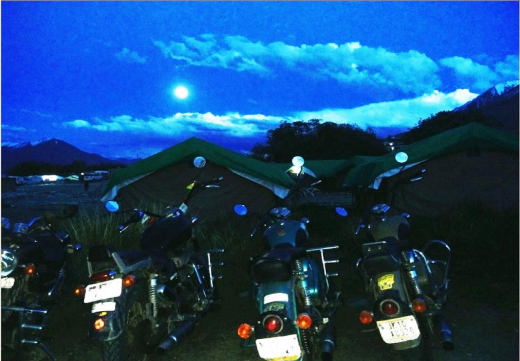 Pangong Delight Camps and Cottages photo