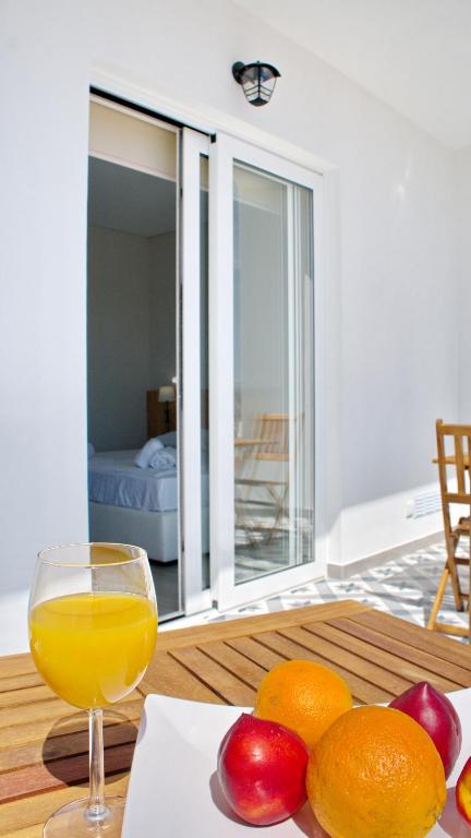 Topcity Hostel & Suites