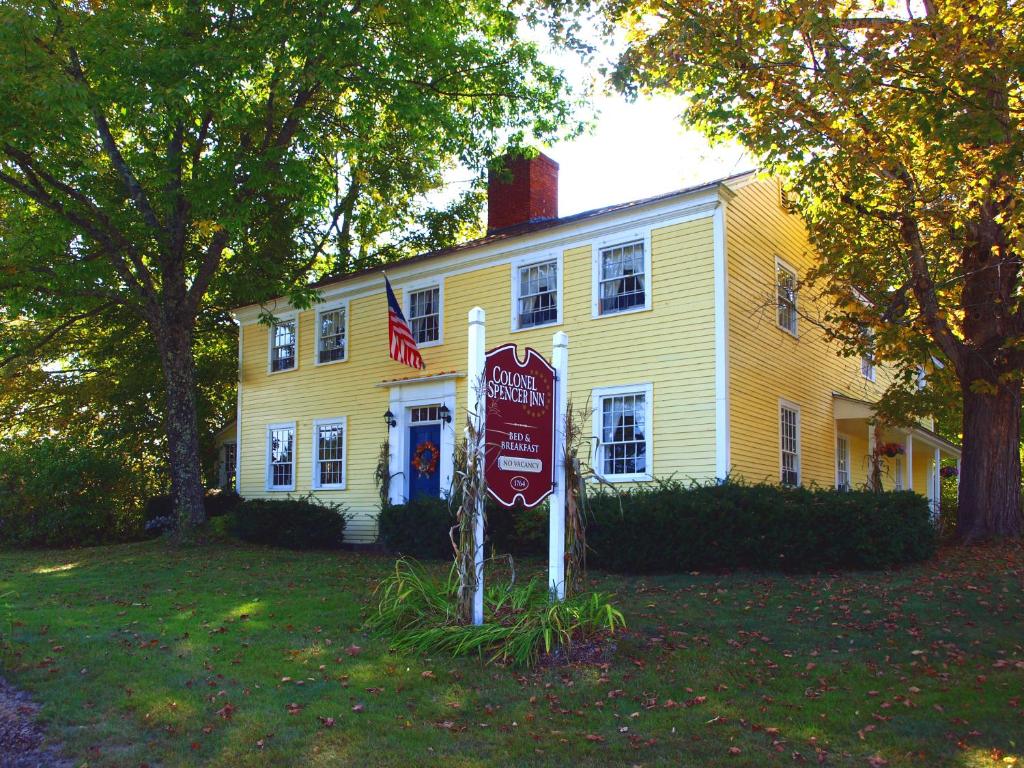 Colonel Spencer Inn photo