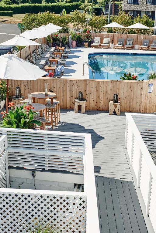 Hero Beach Club Photo 17