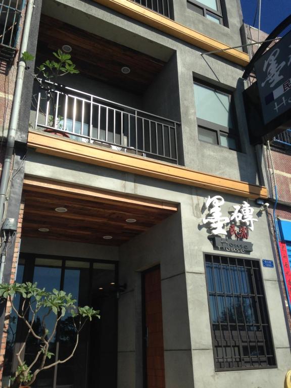 mz1090 Bed and Breakfast