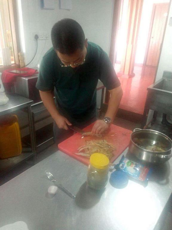 طعام و مشروبات