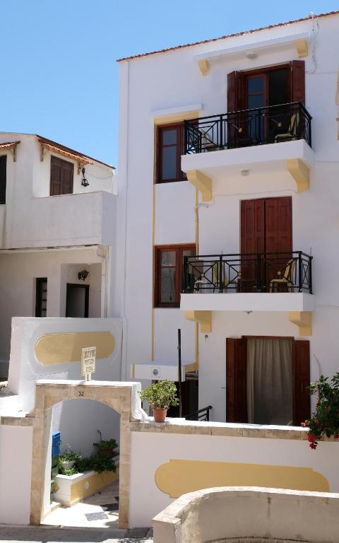 Constantine Fortezza Rooms — Hotel in Crete Island