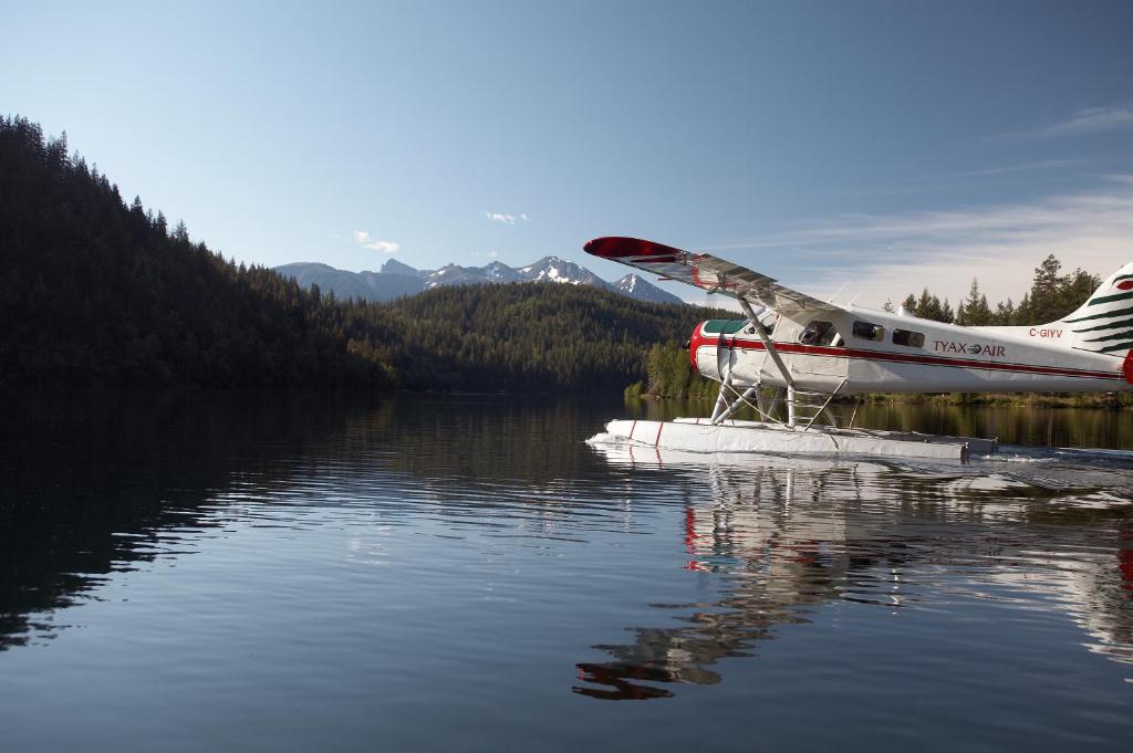 Tyax Lodge & Heliskiing photo
