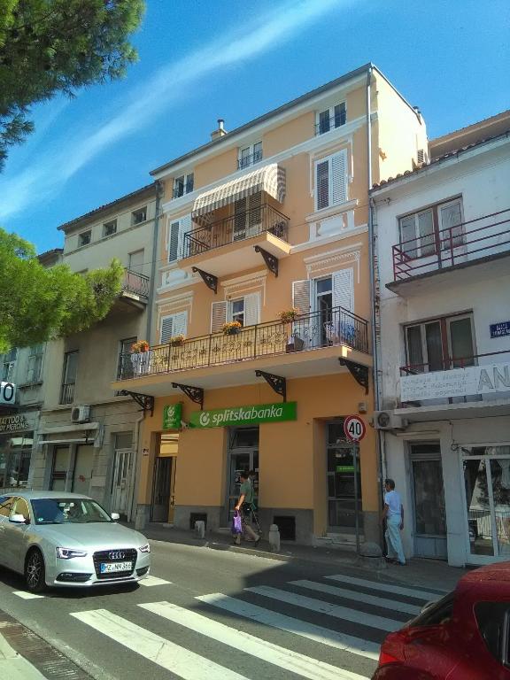 apartment Sandra 2+2 *** — Hotel in Crikvenica