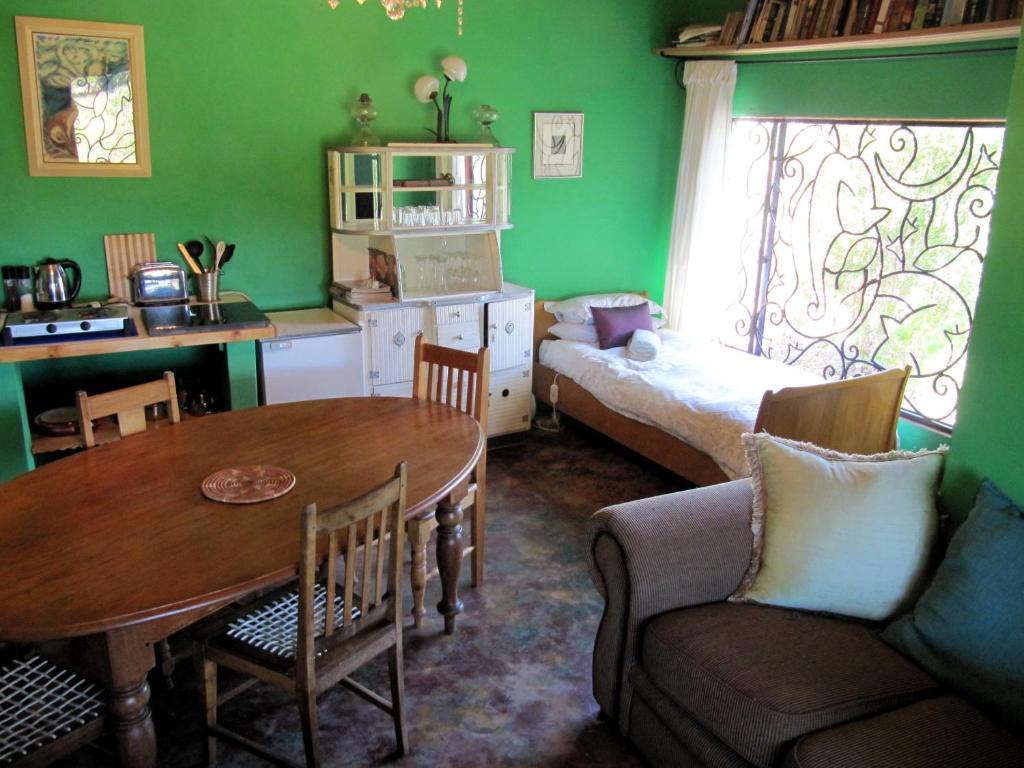 Bluegum Cottage B&B and Self Catering photo