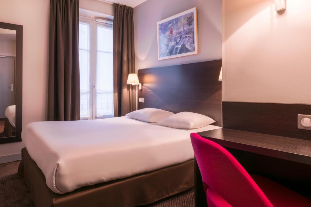 Hotel des Ecrivains photo