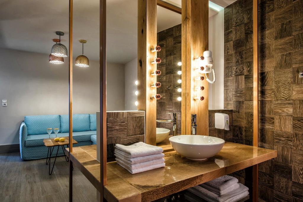 Senses Blue Boutique hotel — Hotel rooms in Hersonissos