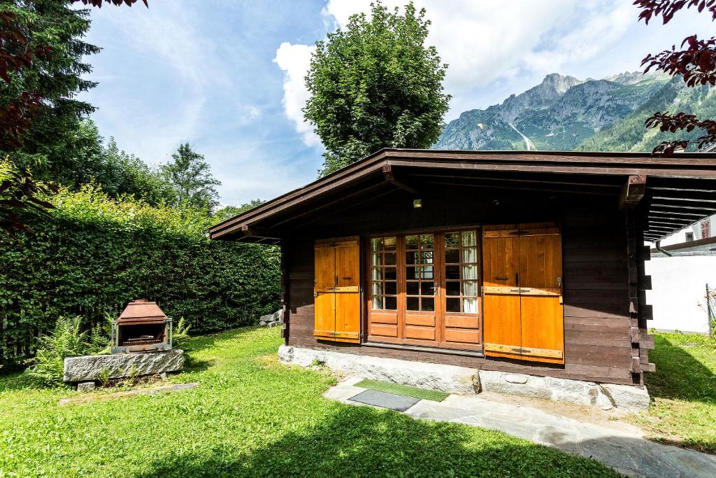Mazot Loppe - A Cosy Central Chamonix Hideaway - 2