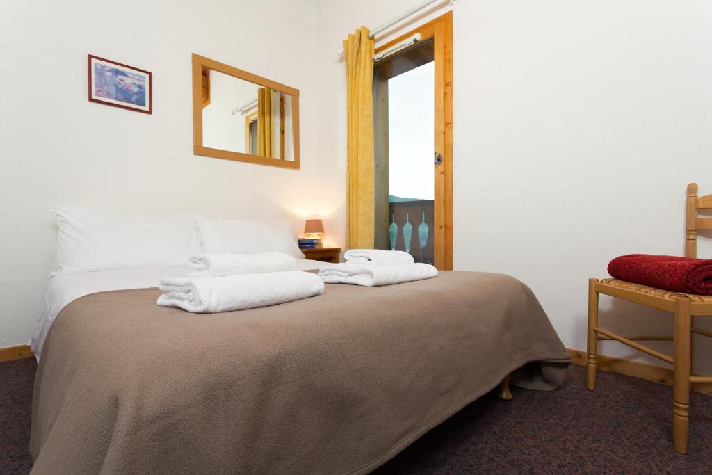 Madame Vacances Les Chalets du Praz - 3