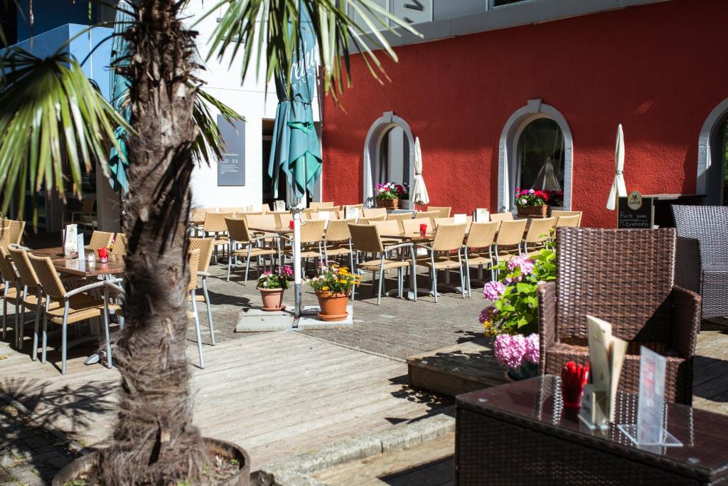 FT Hotel & Restaurant photo