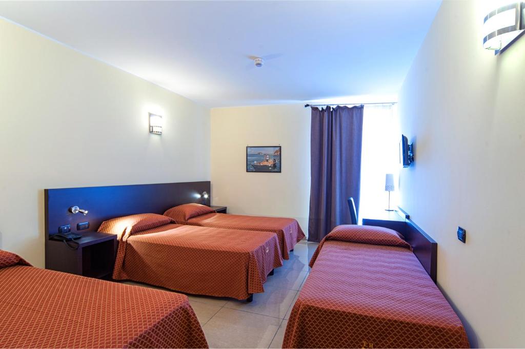 Hotel Tiempo Photo 2