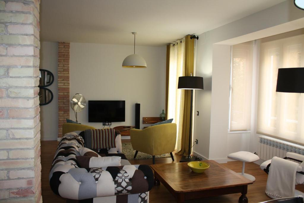 LarDviura - 5