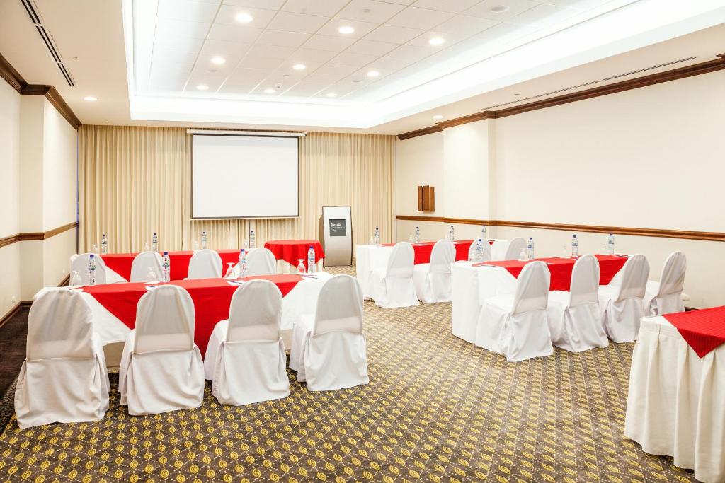 Banquet hall