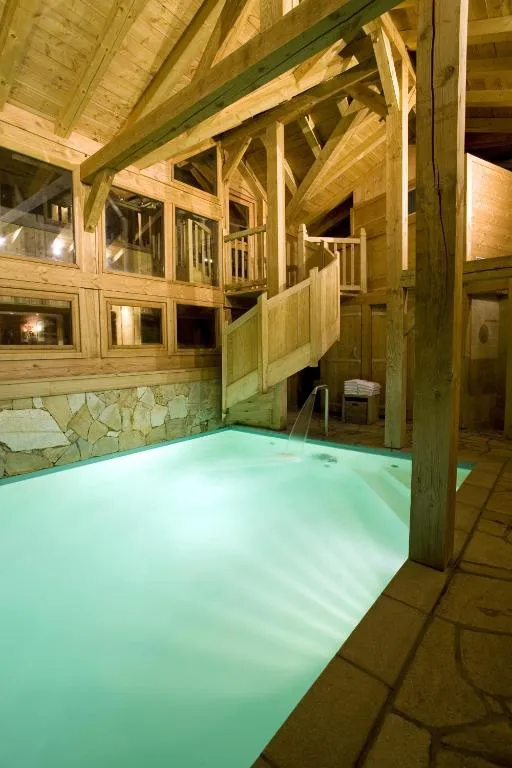 Best Western Chalet les Saytels, hotel in Le Grand-Bornand