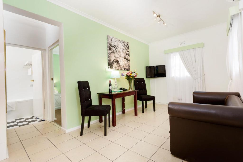 Best Western Cape Suites Hotel Photo 16