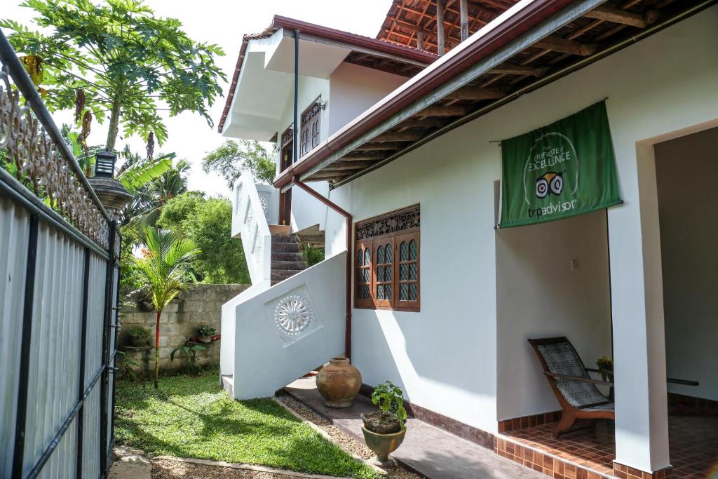 Ranjith Guest — Hotel in Mirissa