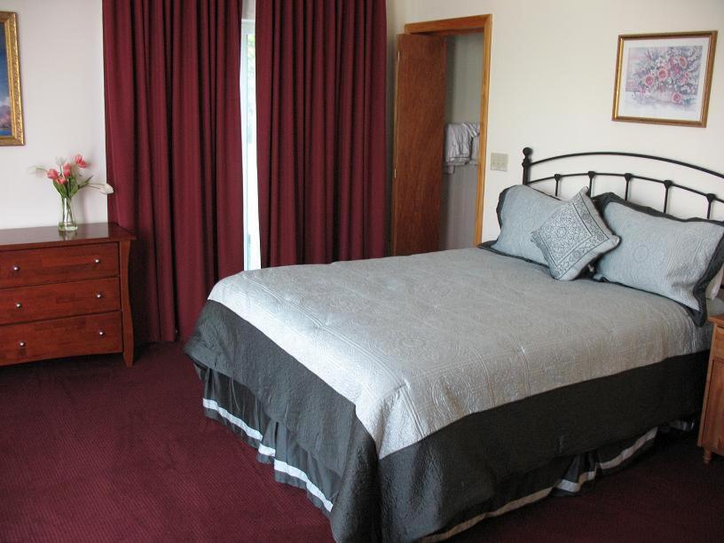A Cambridge House Inn photo