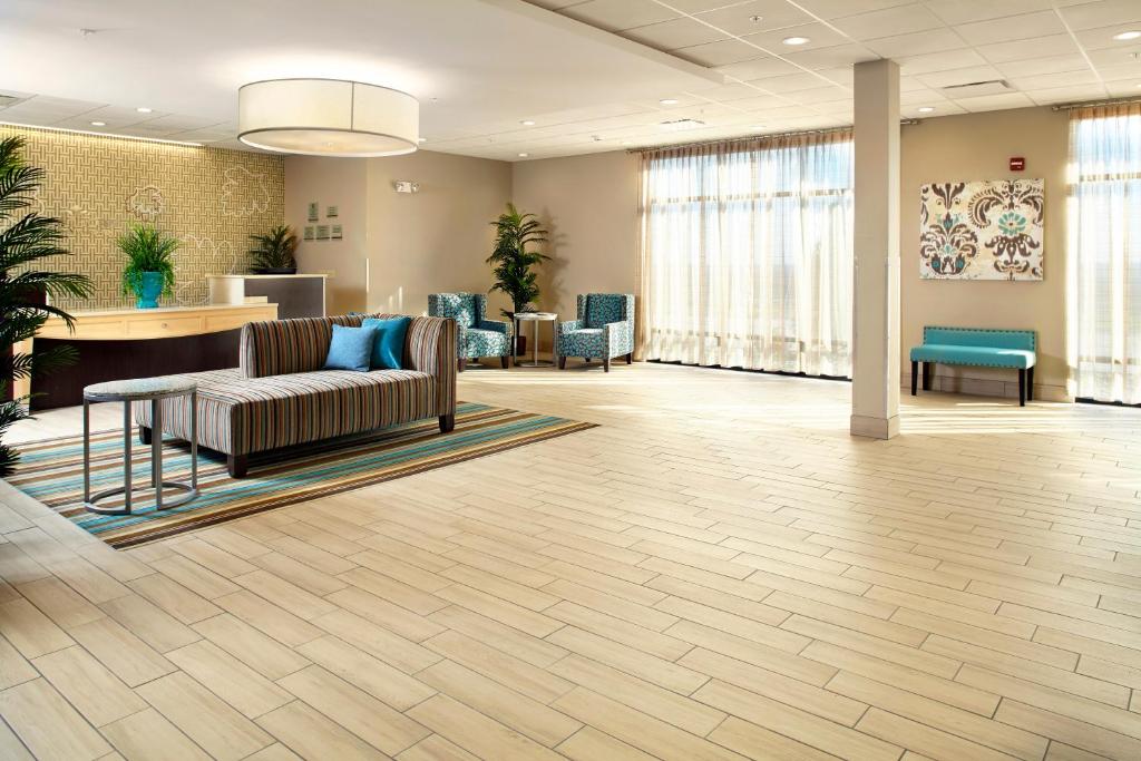 Hawthorn Suites by Wyndham St Clairsville photo