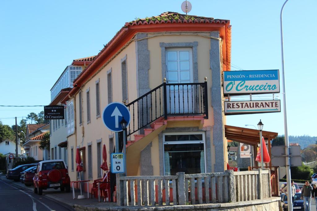 O Cruceiro — Hotel in Pontedeume