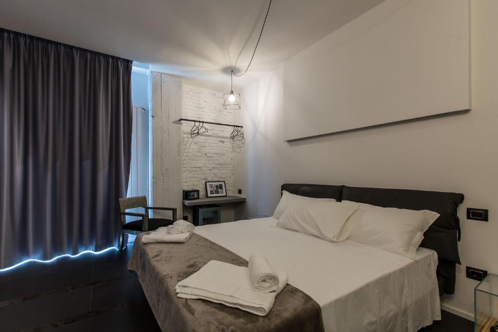 The Boutique Napoli Suite - 2