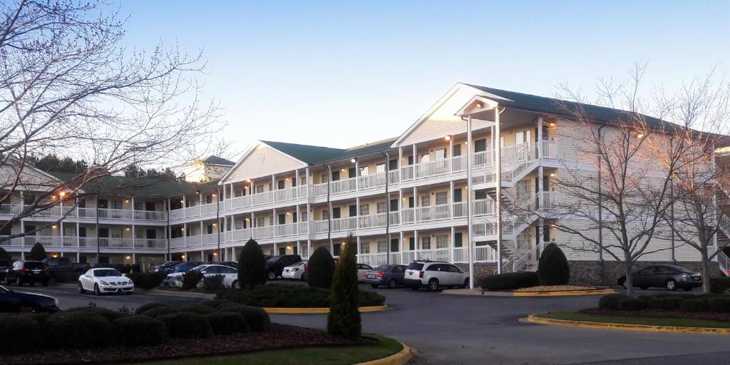 InTown Suites Extended Stay Birmingham AL - Lakeshore Parkway photo