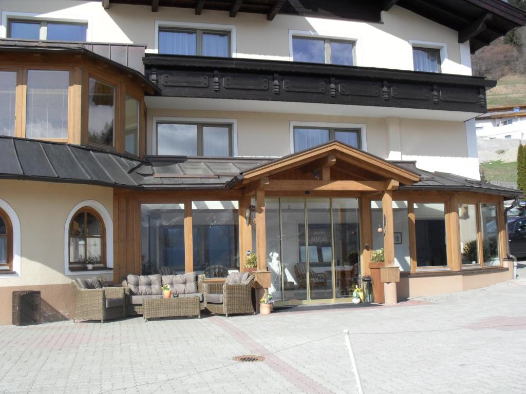 Apart Hotel Ideal — Hotel in Ladis