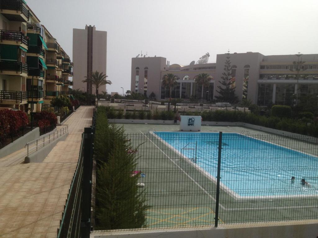 Rooms Complex "Cristimar", Los Cristianos — Hotel in Tenerife