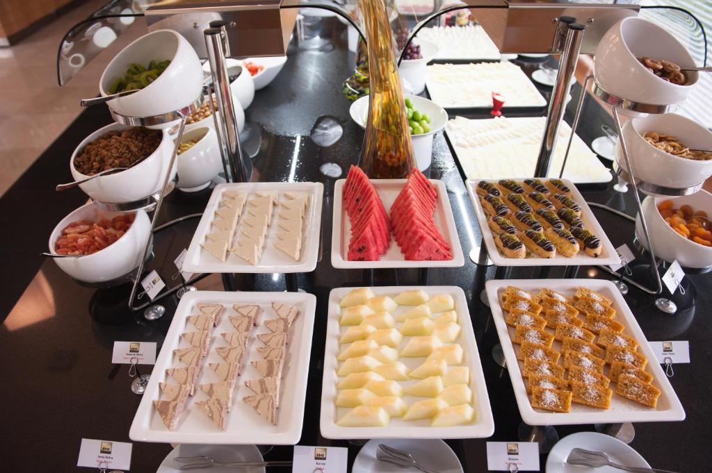 ISG サビハ ギョクチェン エアポート ホテル - 周辺風景