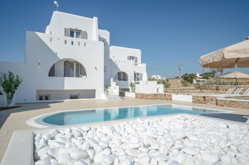 Plaka Collection photo