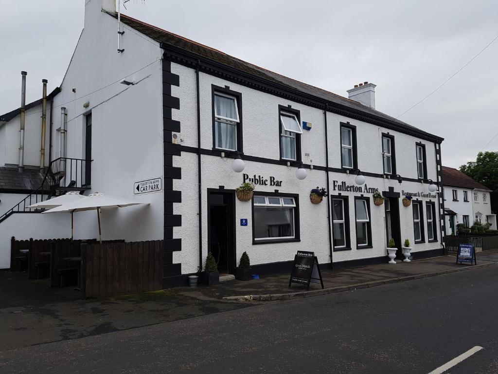 The Fullerton Arms photo