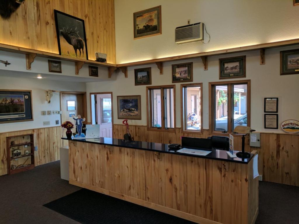 Travelodge by Wyndham Three Forks photo