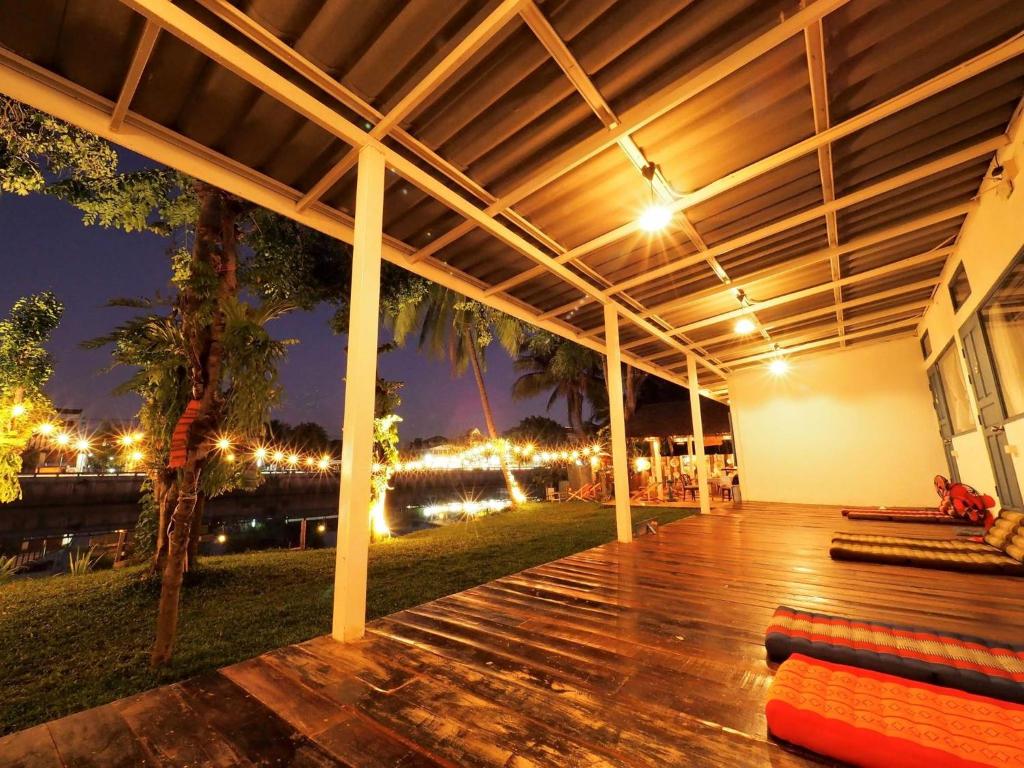 Ban Narai River Guesthouse photo